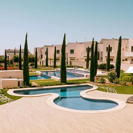 Apartment Elegante En Jardines De Montesolana