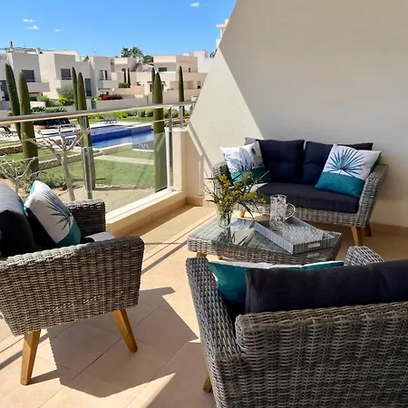 Elegante En Jardines De Montesolana Apartamento